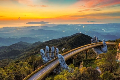 ĐÀ NẴNG - SƠN TRÀ – CHÙA QUAN THẾ ÂM –  PHỐ CỔ HỘI AN - BÀ NÀ NÚI CHÚA – CỐ ĐÔ HUẾ